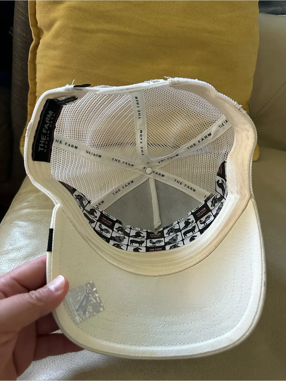 Goorin Bros cute white